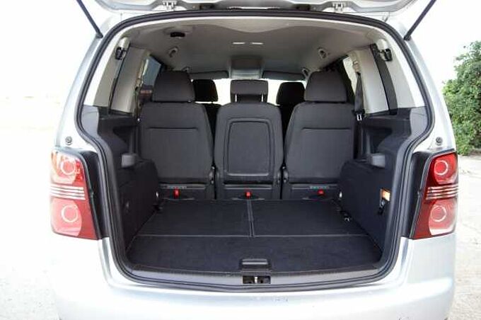Volkswagen Touran Diesel 1.9TDI Advance 105 Advance