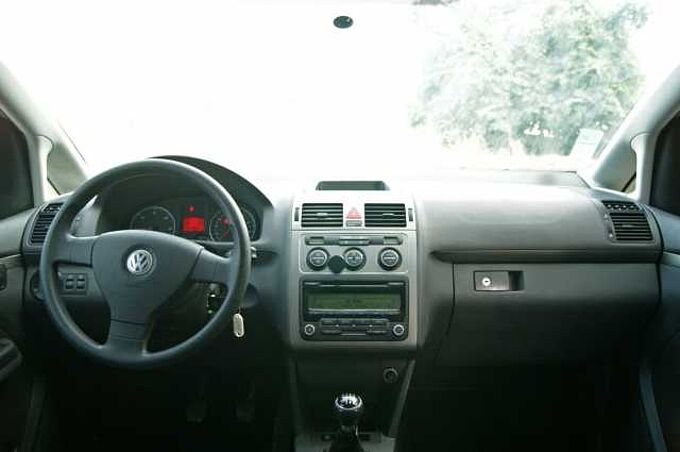 Volkswagen Touran Diesel 1.9TDI Advance 105 Advance