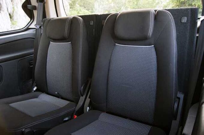 Ford Galaxy Diesel 2.0TDCi Titanium 140 Titanium