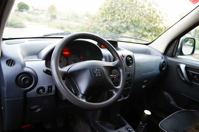 Peugeot Partner Combi 1.6 HDI 90 PLUS COMBI PLUS