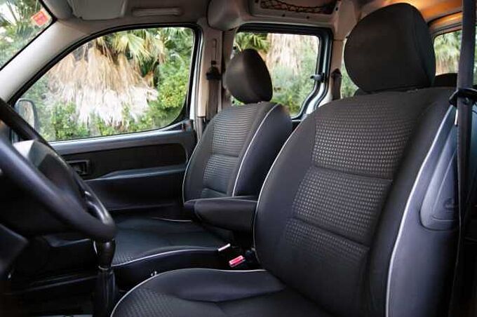 Peugeot Partner Combi 1.6 HDI 90 PLUS COMBI PLUS