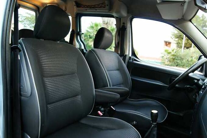 Peugeot Partner Combi 1.6 HDI 90 PLUS COMBI PLUS