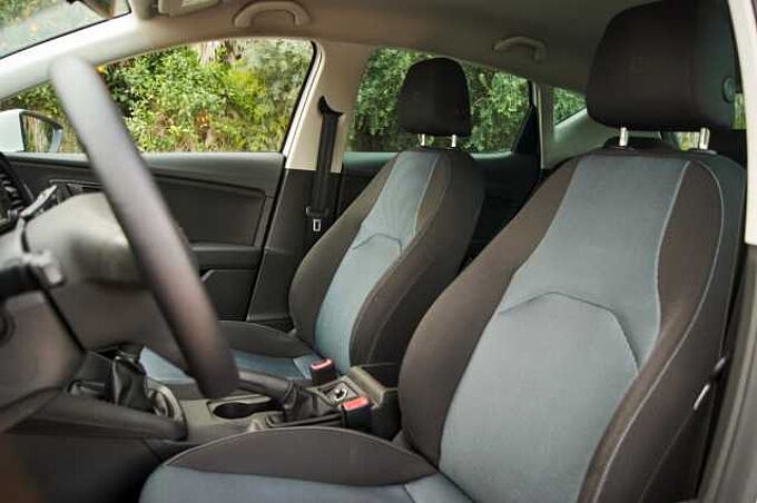 SEAT León Diesel 1.6TDI CR S&S Style Eco. 110 Style