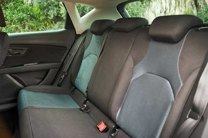 SEAT León Diesel 1.6TDI CR S&S Style Eco. 110 Style