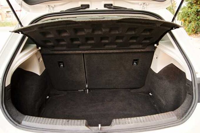 SEAT León Diesel 1.6TDI CR S&S Style Eco. 110 Style