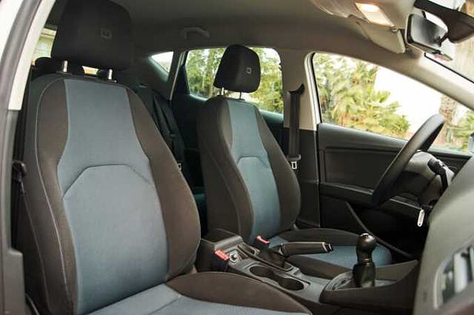 SEAT León Diesel 1.6TDI CR S&S Style Eco. 110 Style