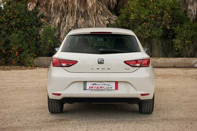 SEAT León Diesel 1.6TDI CR S&S Style Eco. 110 Style