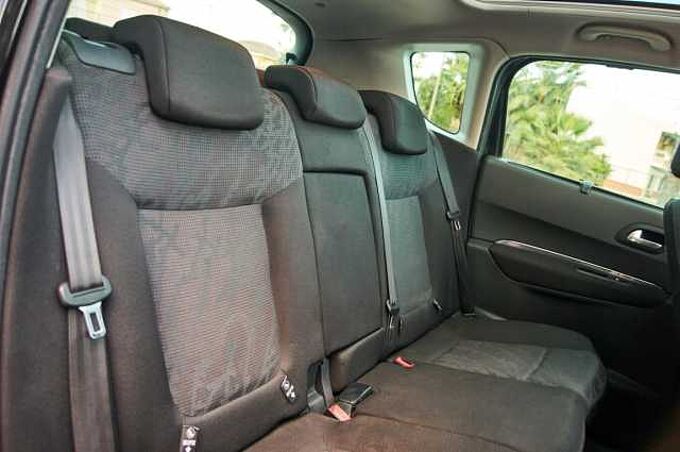 Peugeot 3008 Diesel 1.6HDI FAP Sport Pack Sport Pack