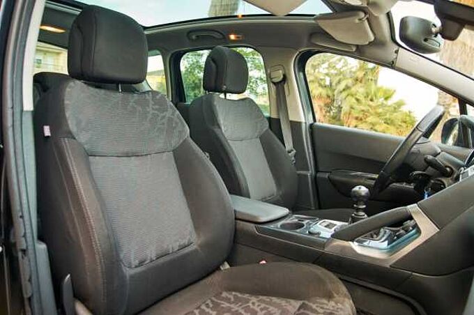 Peugeot 3008 Diesel 1.6HDI FAP Sport Pack Sport Pack