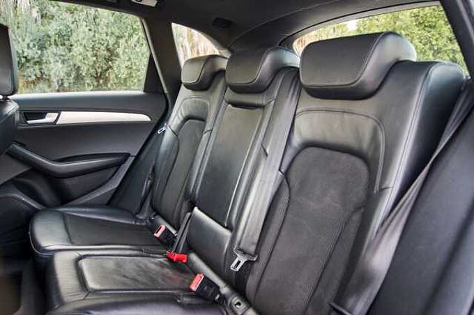 Audi Q5 Diesel 3.0TDI quattro S-T DPF
