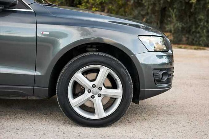 Audi Q5 Diesel 3.0TDI quattro S-T DPF