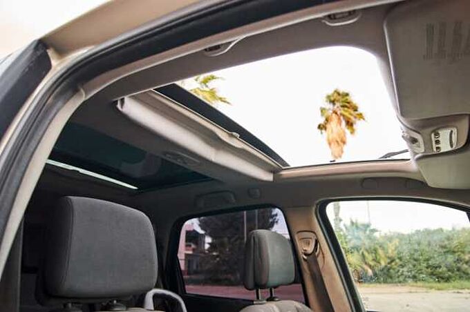 Renault Grand Scénic Diesel 2.0DCI Dynamique 7 pl. Dynamique