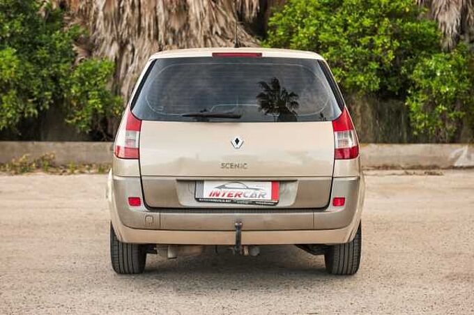 Renault Grand Scénic Diesel 2.0DCI Dynamique 7 pl. Dynamique