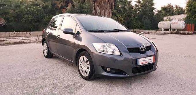Toyota Auris Diesel 1.4D-4D Luna M/M Luna