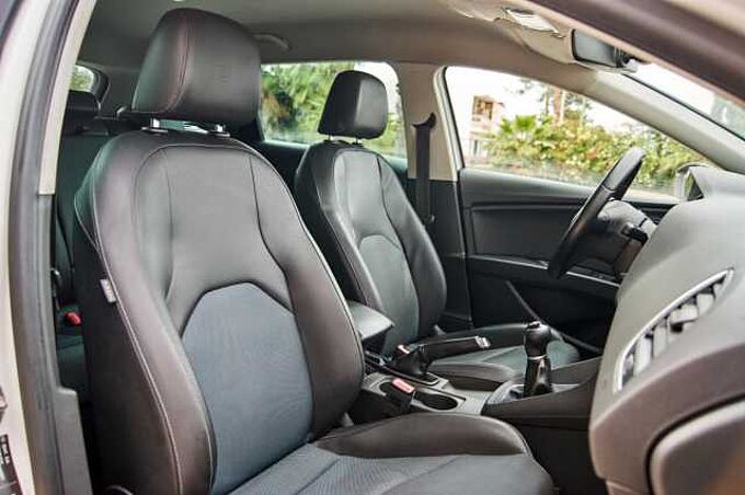 SEAT León ST Diesel 1.6TDI CR S&S Style Ecomotive 110 Style
