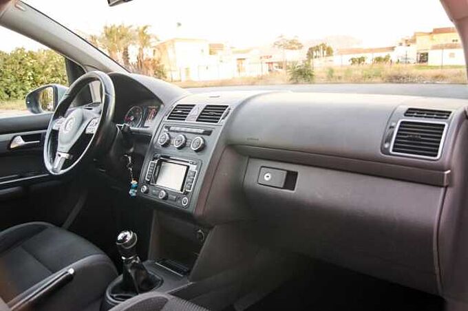Volkswagen Touran Diesel 1.6TDI Advance 105 Advance
