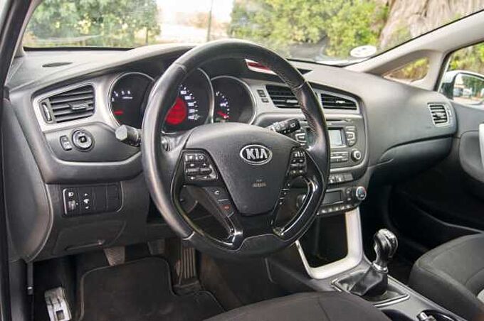 Kia Cee'd SW Diesel 1.6CRDi Drive 128 Drive