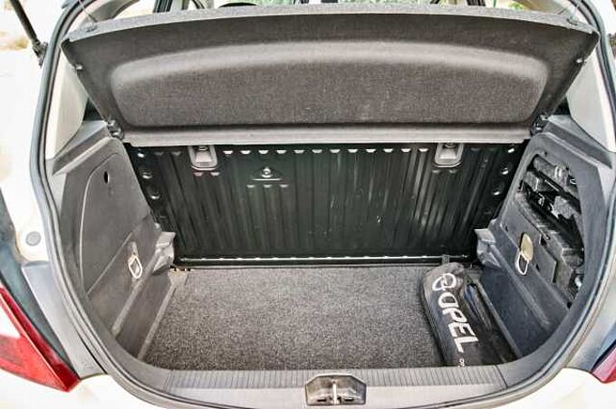 Opel Corsa 1.2 Cosmo Cosmo