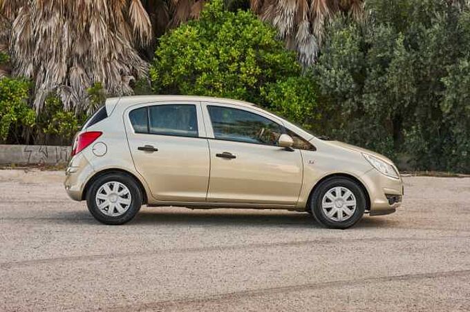 Opel Corsa 1.2 Cosmo Cosmo