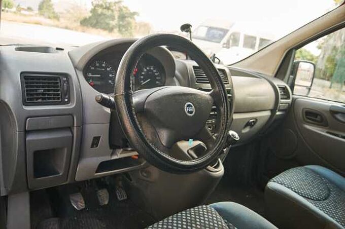 Fiat Scudo Combi 2.0 JTD 120