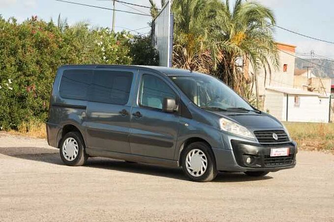 Fiat Scudo Combi 2.0 JTD 120