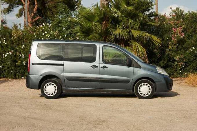 Fiat Scudo Combi 2.0 JTD 120