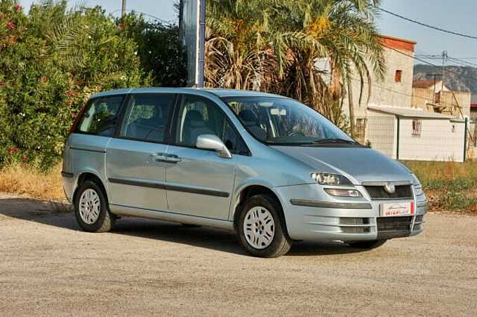 Fiat Ulysse Diesel 2.0JTD 16v Emotion Plus Emotion Plus