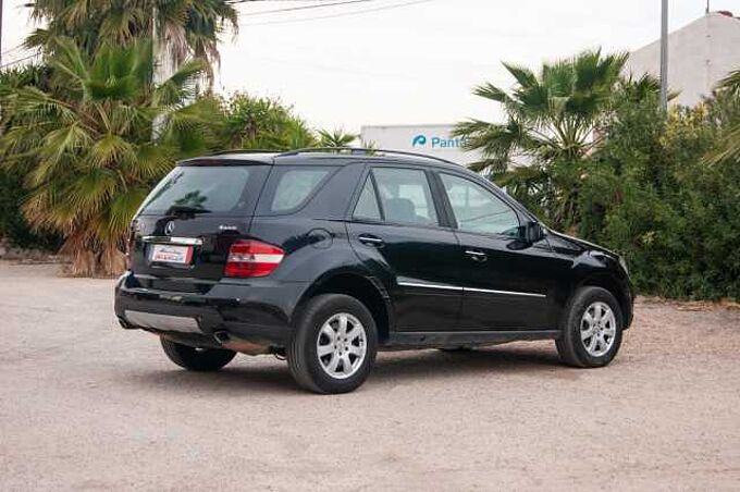 Mercedes-Benz Clase M W164 Diesel ML 280CDI Aut.