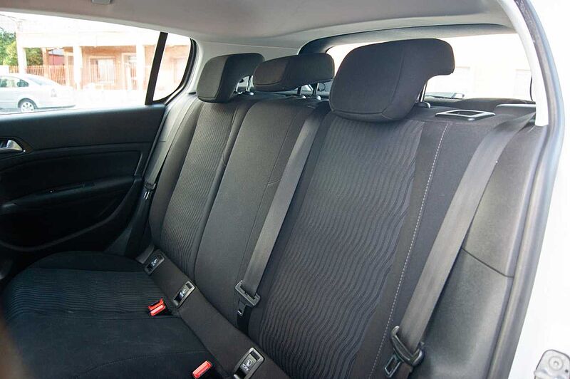 Peugeot 308 1.6 BLUEHDI 100 ACCESS